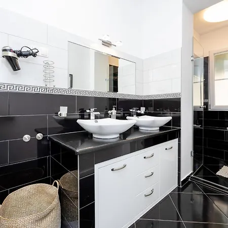 Awesome In With Kitchen Spalato